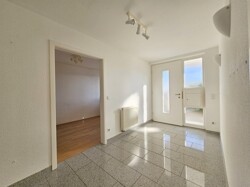 GG Eingang große Wohnung