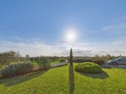 1744714519_cam04300g0-pr0048-still020