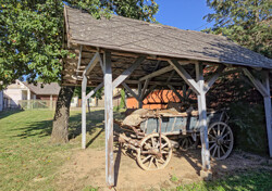 das Relikt: der Holzbalkenwagen