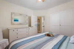 Schlafzimmer2