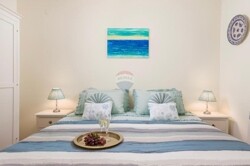 Schlafzimmer.2