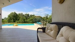 Terrasse-Pool