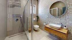 1689444973_kanfanar-bathroom