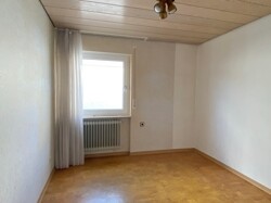 Zimmer 2 OG
