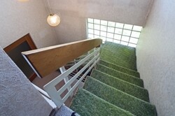 offener Treppenaufgang zum OG