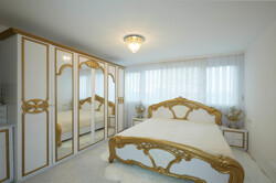 Schlafzimmer.