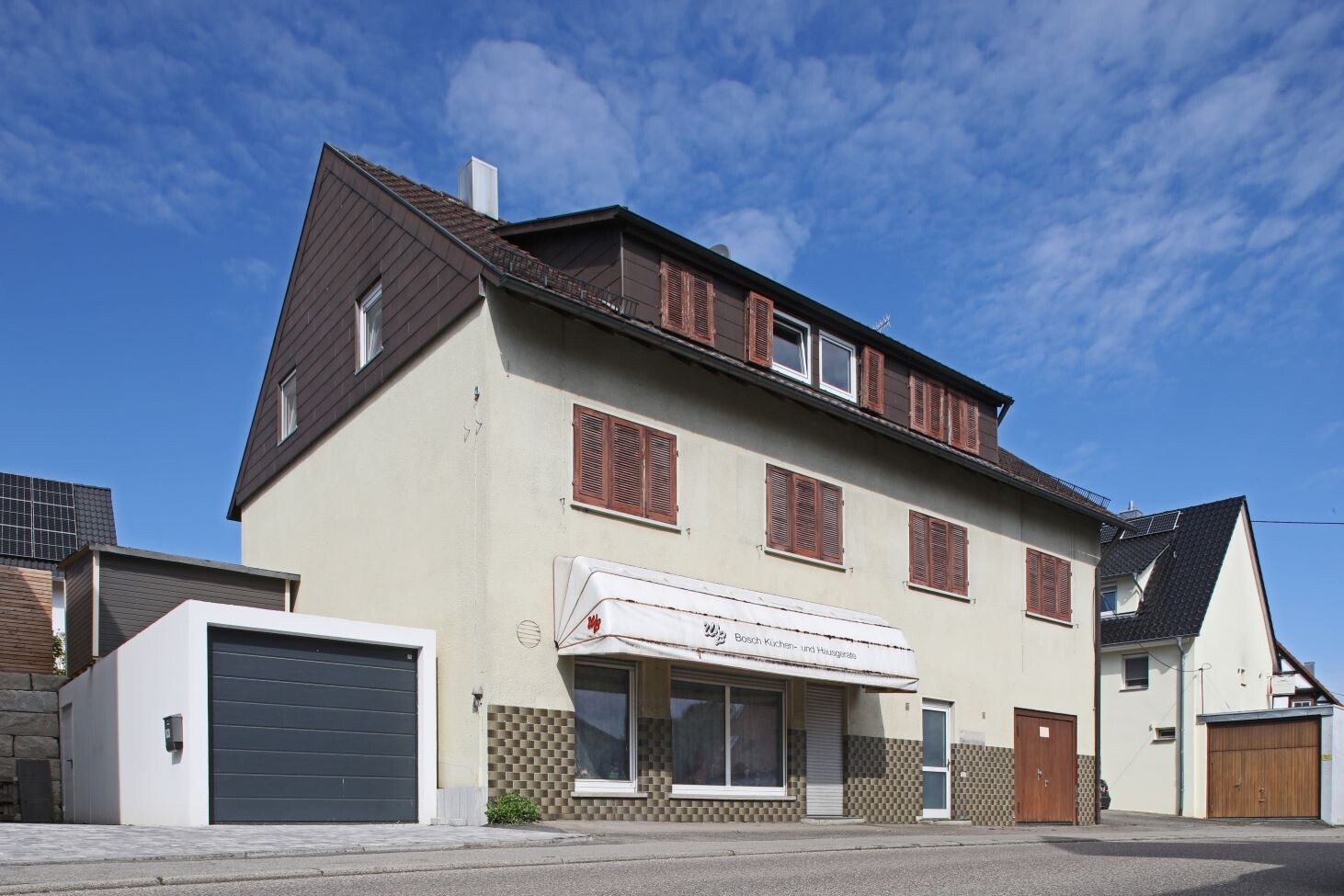 Straßenansicht