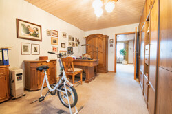 Büro EG