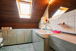 Badezimmer DG