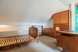 Kinder-/Gästezimmer