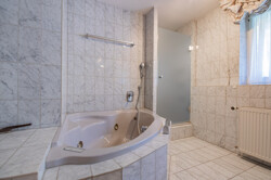 Badezimmer2