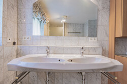 Badezimmer1