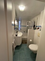 Blick ins Badezimmer