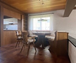 EG Essbereich mit Durchreiche zur Küche