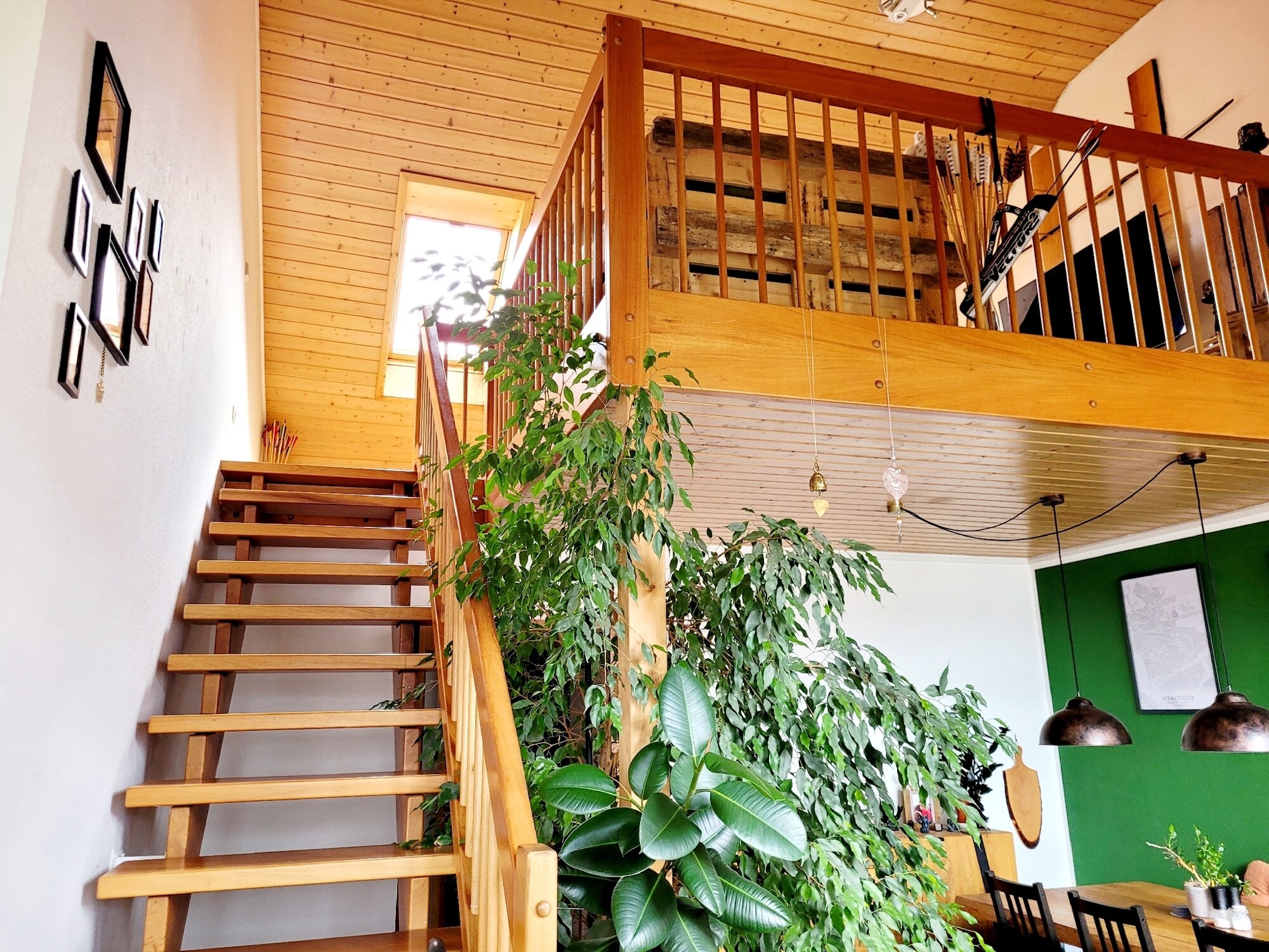 Blick zur Galerie