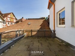 Terrasse mit Burgblick