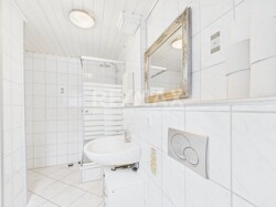 Badezimmer 1