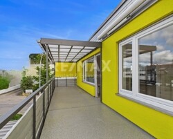 OG W 1 Balkon
