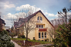 Gebäude Aussenansicht