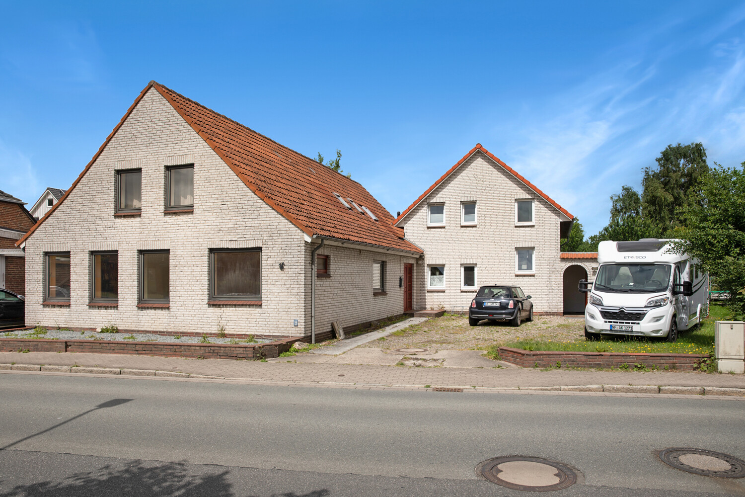 Mehrparteienhaus