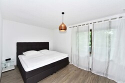Schlafzimmer EG