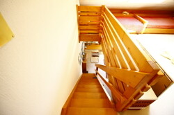 Treppe zu DG