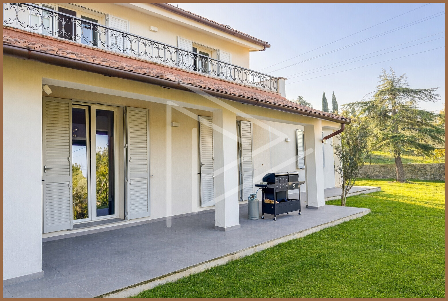 52E02962-F035-4F37-AC7F-8762C6881E86