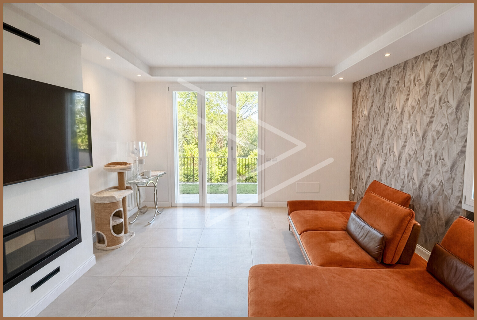 59DFA03D-CDE2-4407-B9D4-6848CE3D3D23