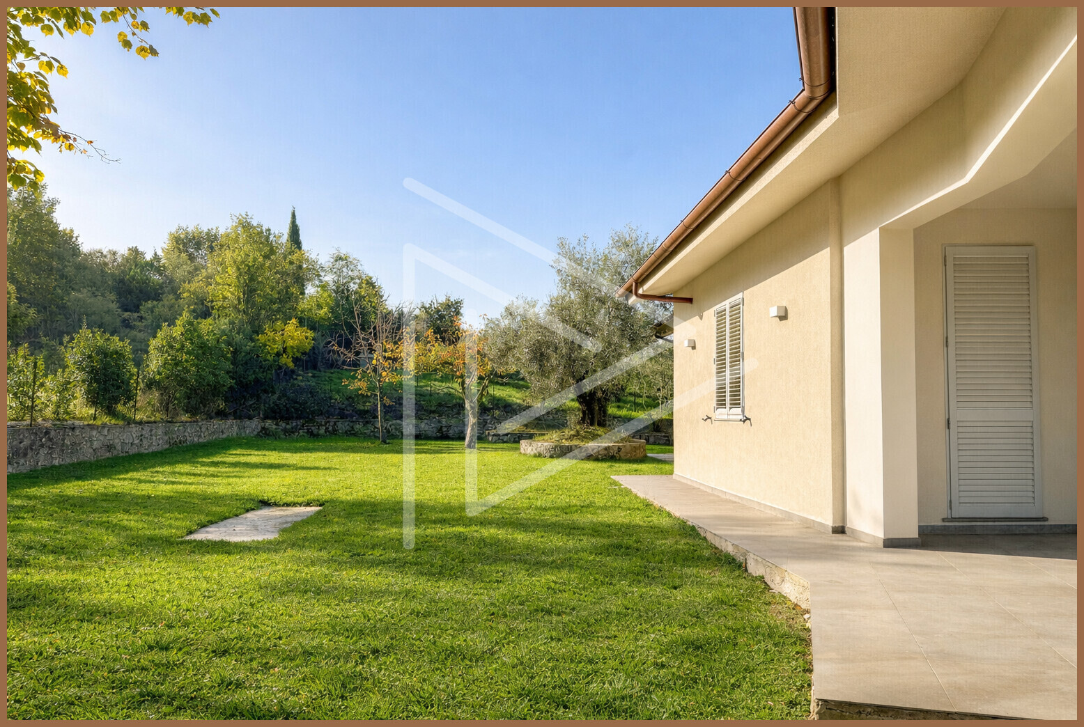 D9C8990E-B5DF-44DF-ADAC-8FCBB488E0E2