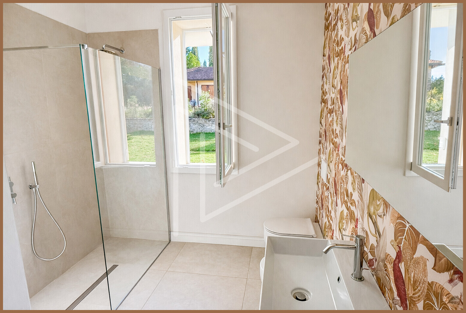 E2366CDC-D05C-45CA-AA7B-2B188916079E