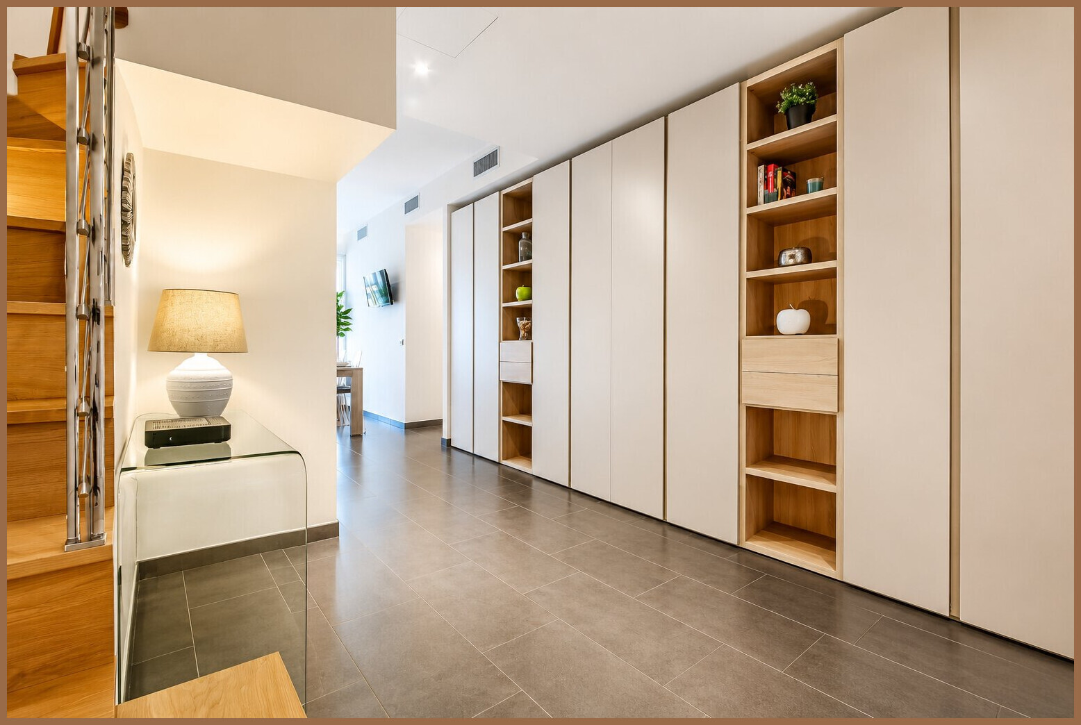 Ingresso con armadiature su misura