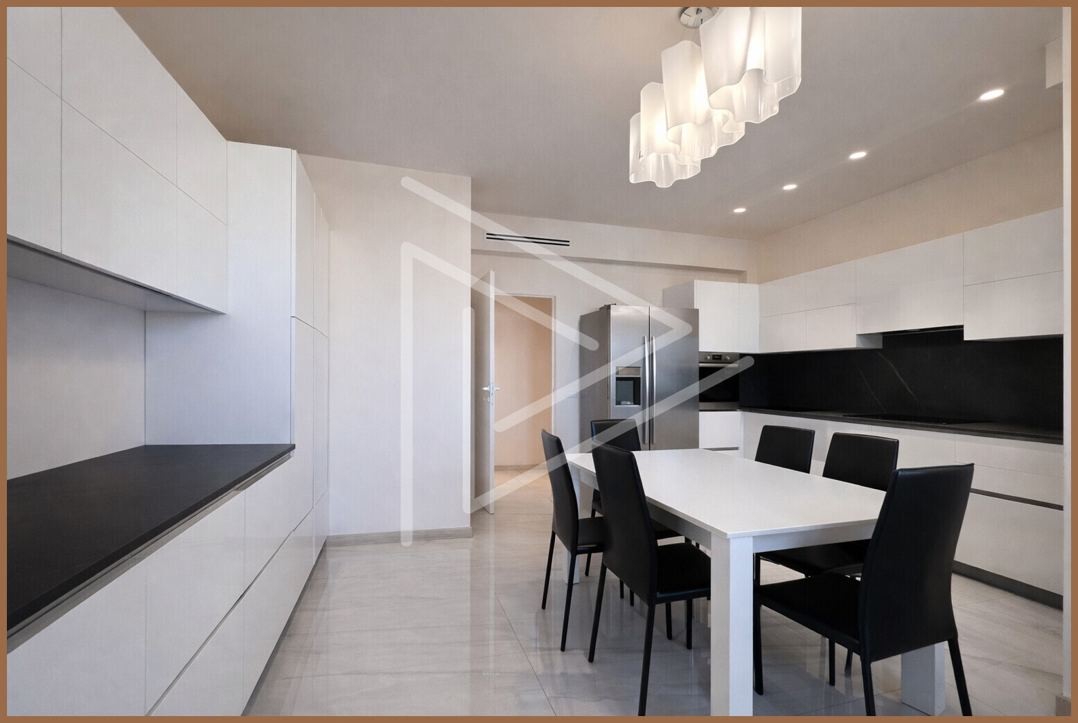 4CDF7E77-B02D-45CB-82F0-66EE97BD51C8