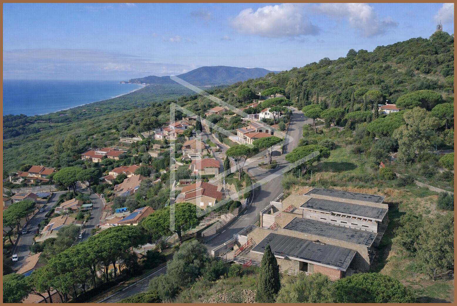 D88BAF5F-39A7-4C2E-B6DE-F8172C43F591