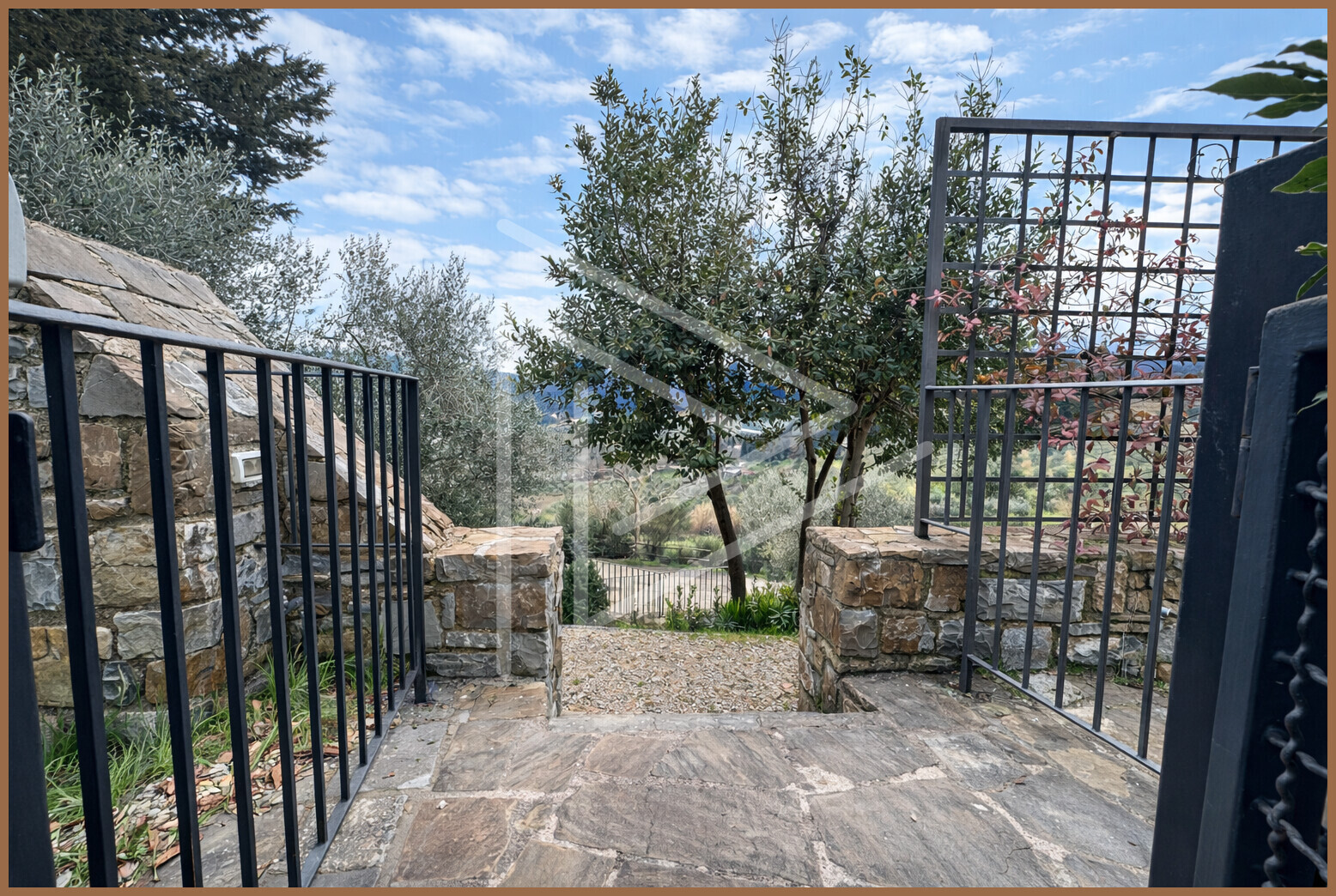 C39DBAC7-7CFE-4E3A-A539-4A9F32C07695