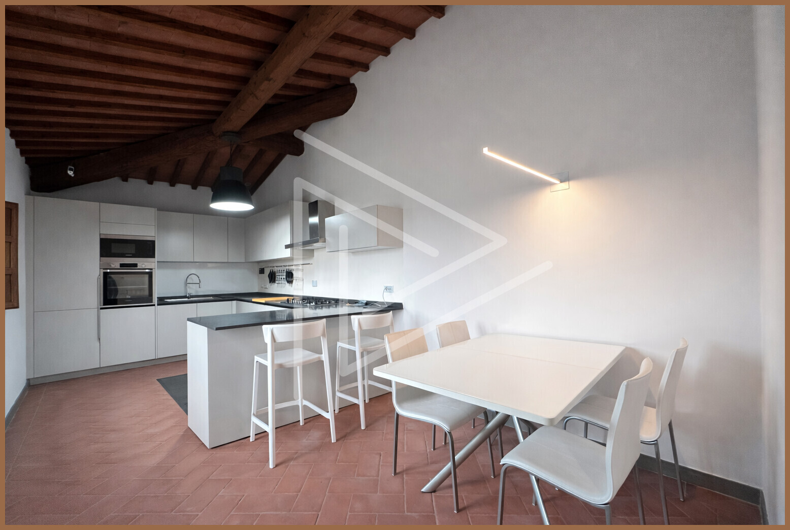 6A3060AB-7F72-4E06-922B-28297860D1BE