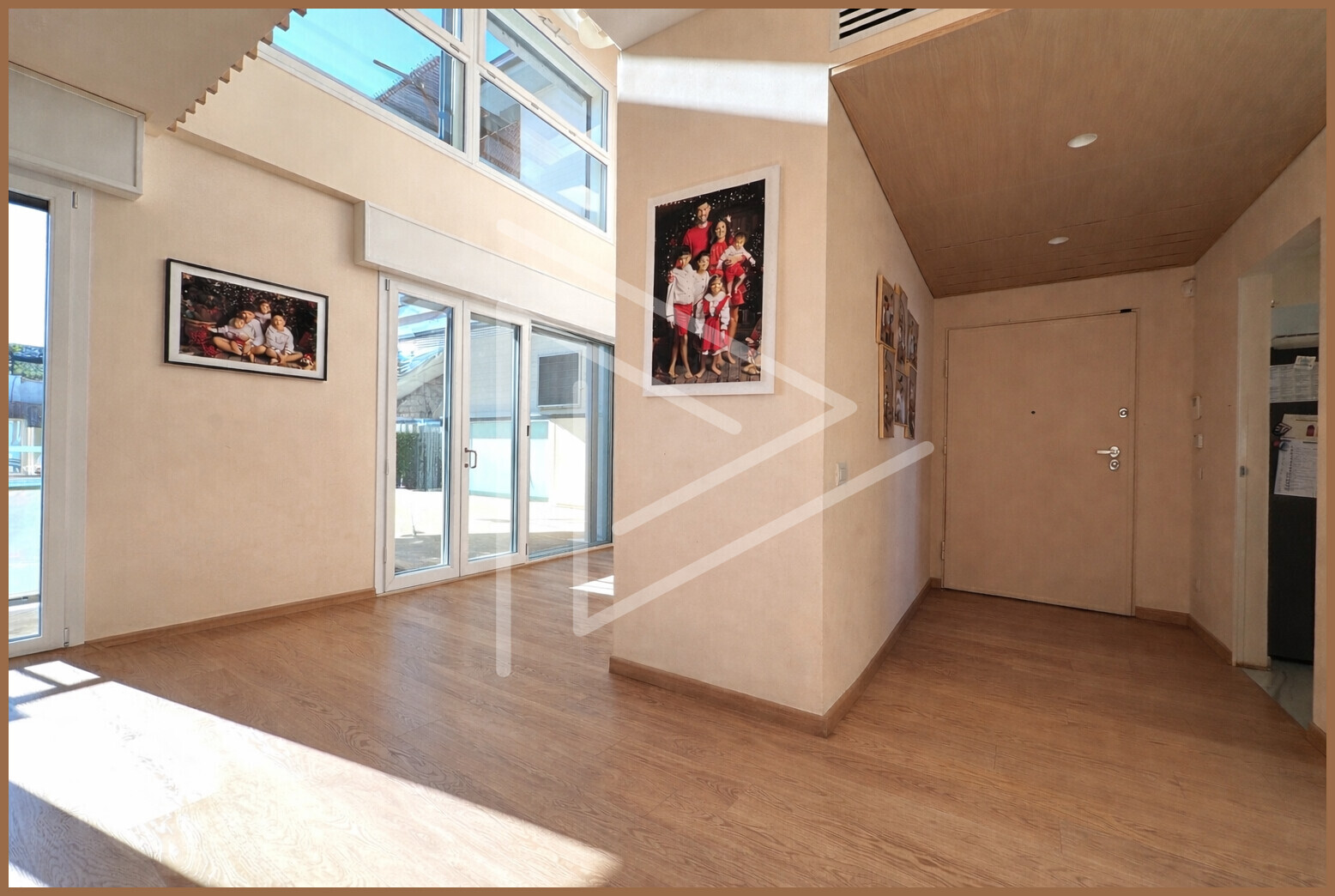 0FFC6587-B947-49B3-9231-EEC217493C0C