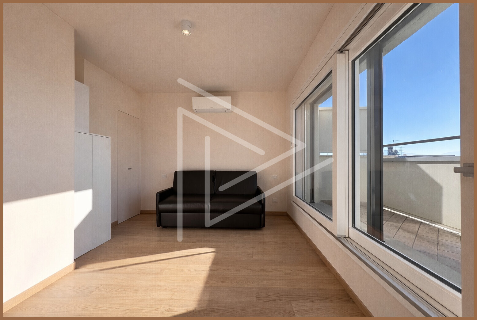 CC604EA6-E350-4AE0-9A7D-972202E0151A