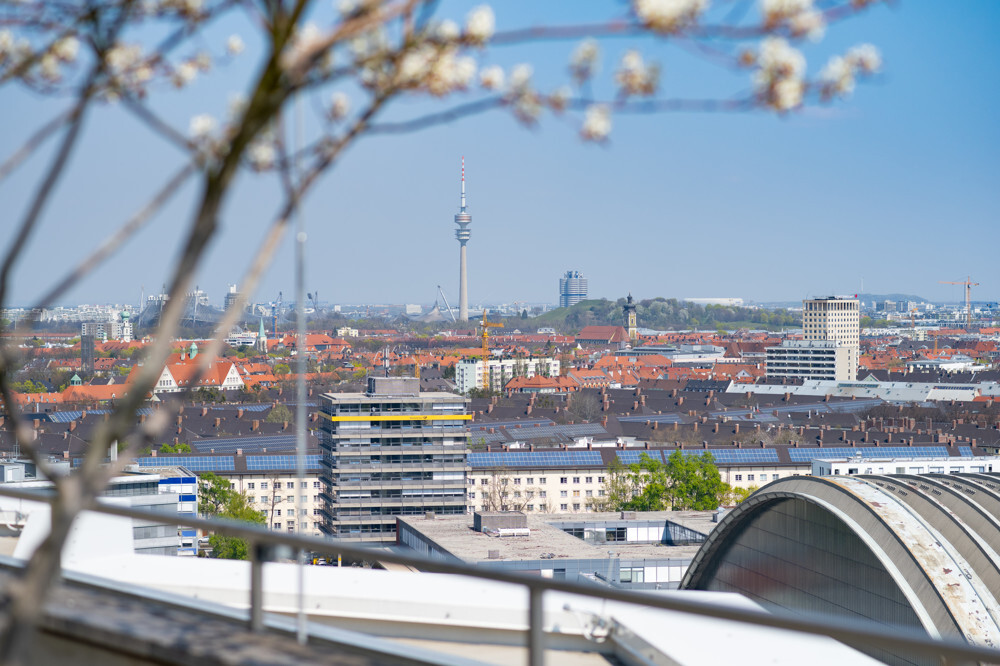 Blick auf den Olympiaturm.