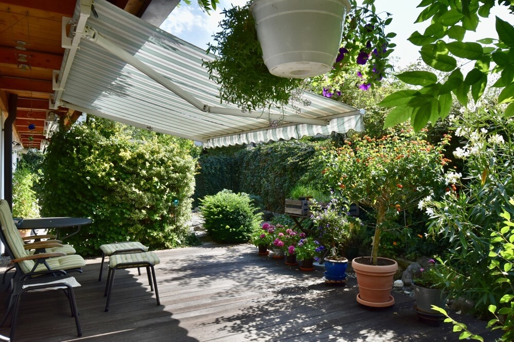Sonnige Terrasse