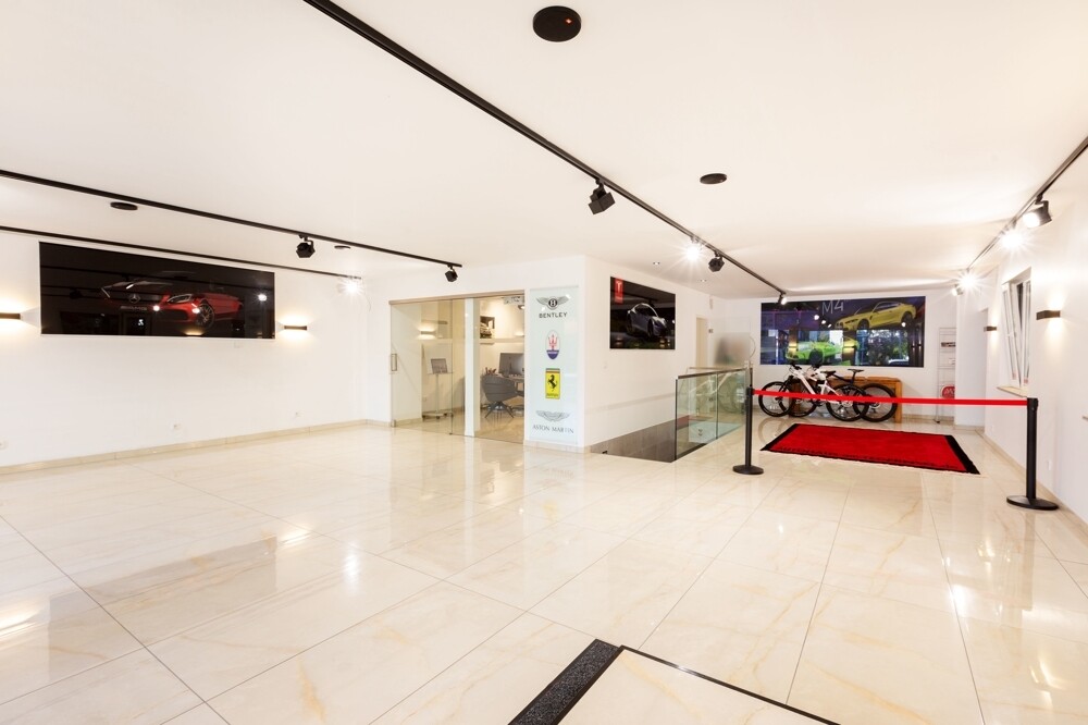 Showroom
