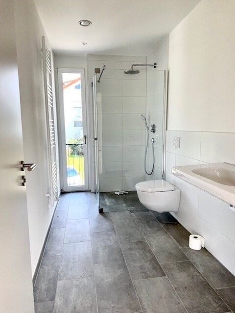 Das lichtdurchflutete Badezimmer