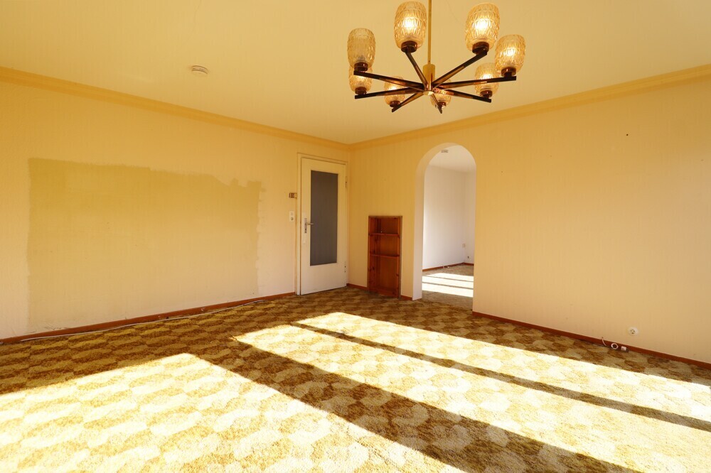 Wohn-, bzw. Esszimmer 