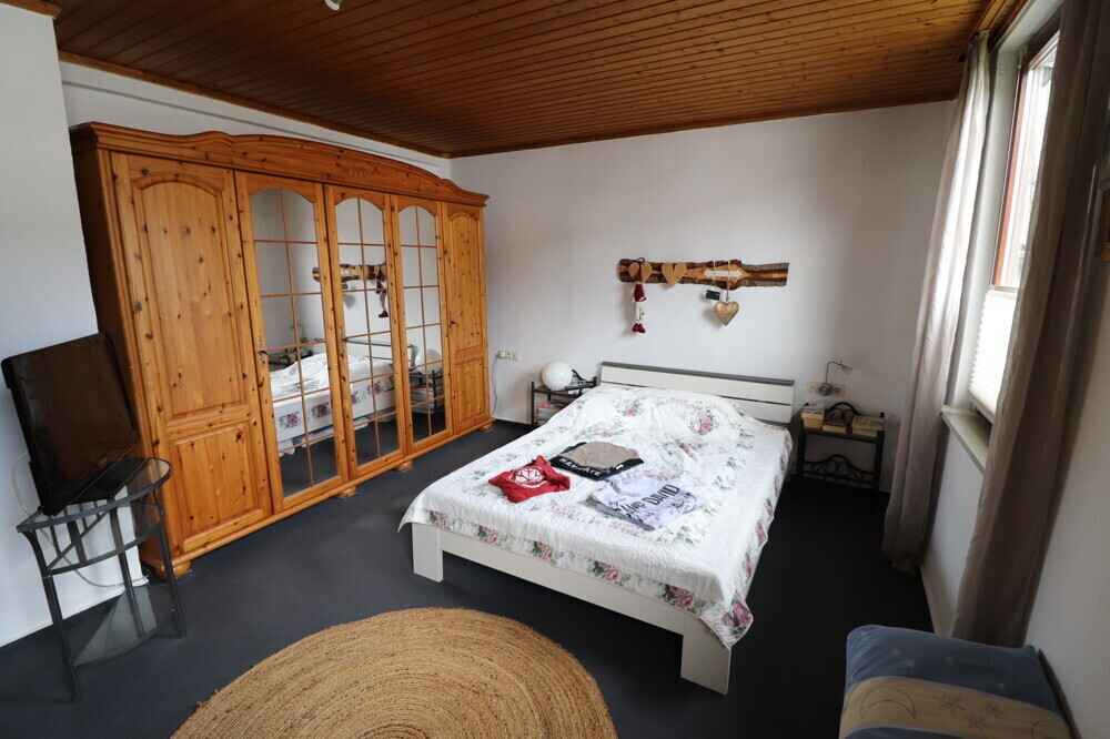 Schlafzimmer OG