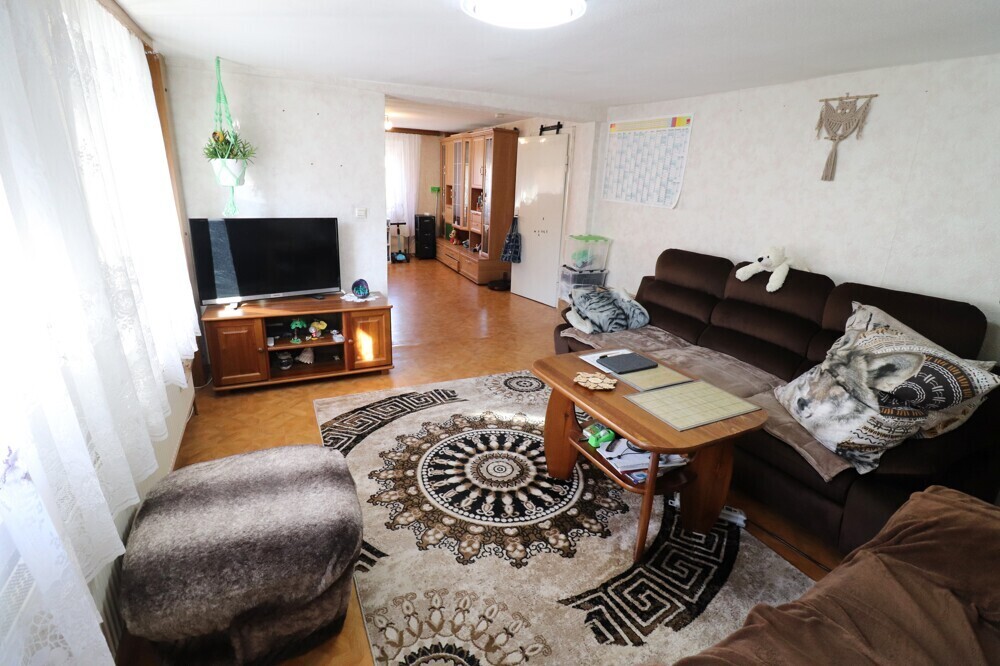 Wohn-, bzw. Essbereich 