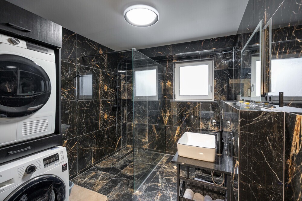 Badezimmer im UG 