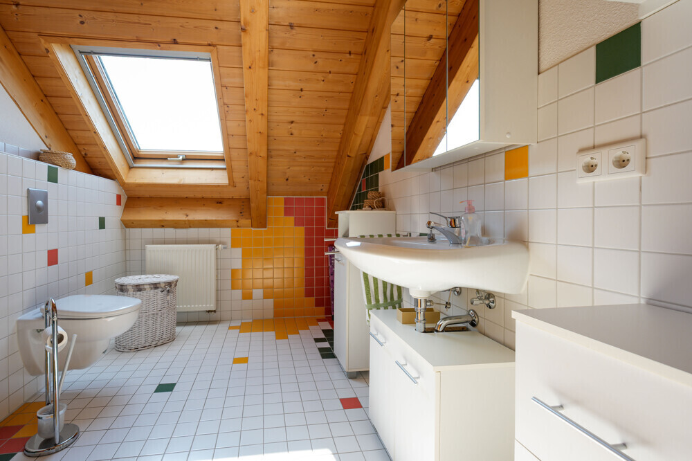 Tageslichtbadezimmer DG 