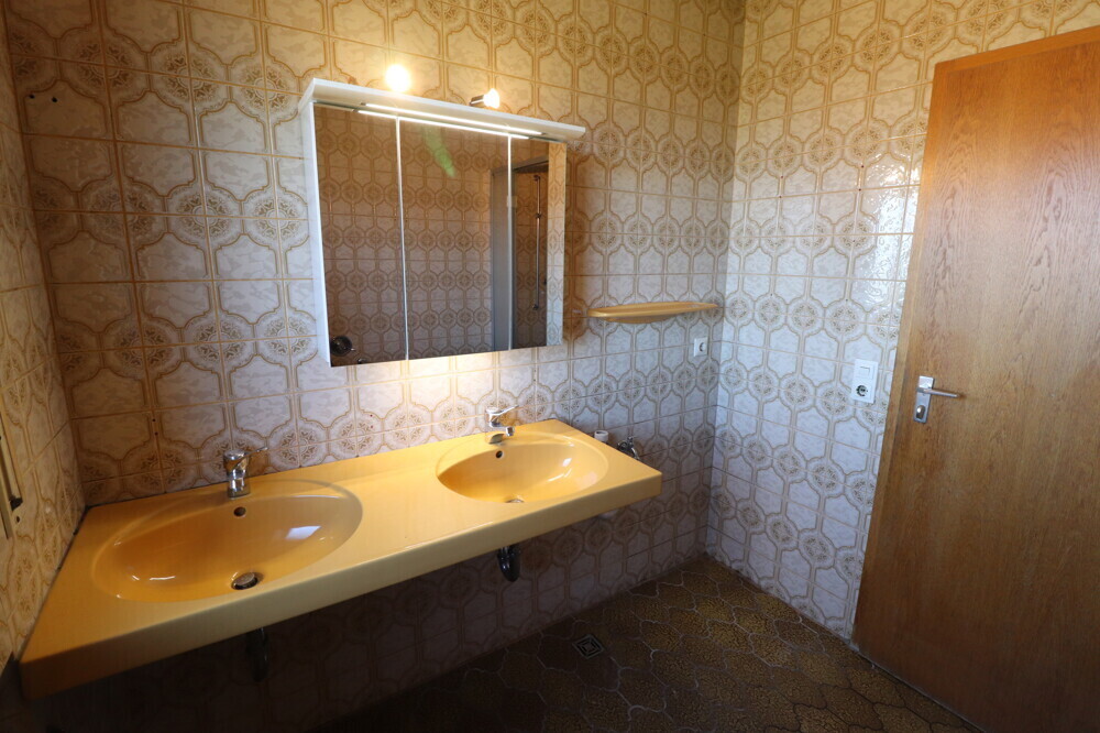 Badezimmer EG