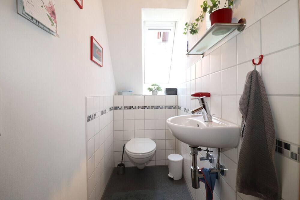 Gäste-WC OG 