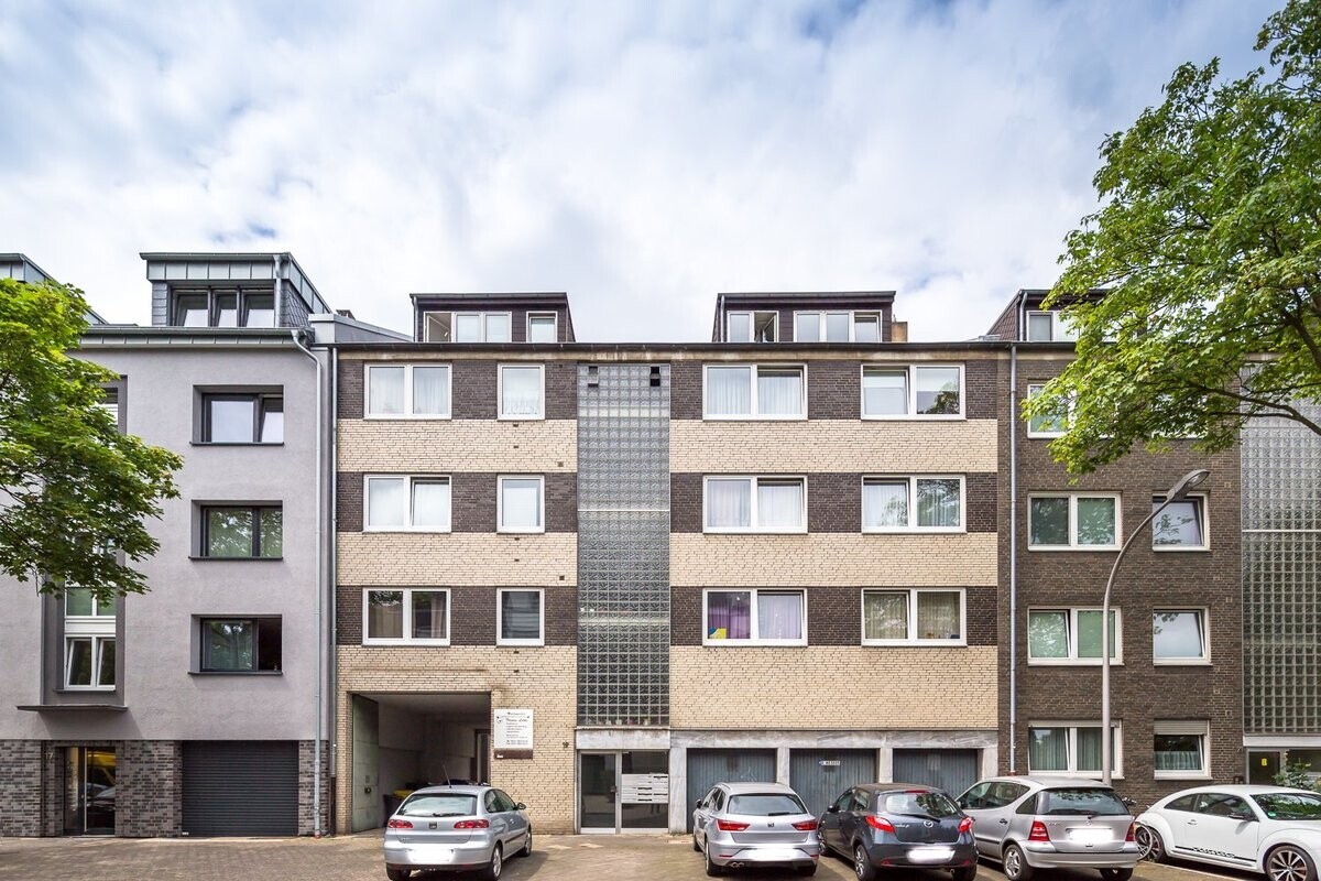 STRAßENANSICHT