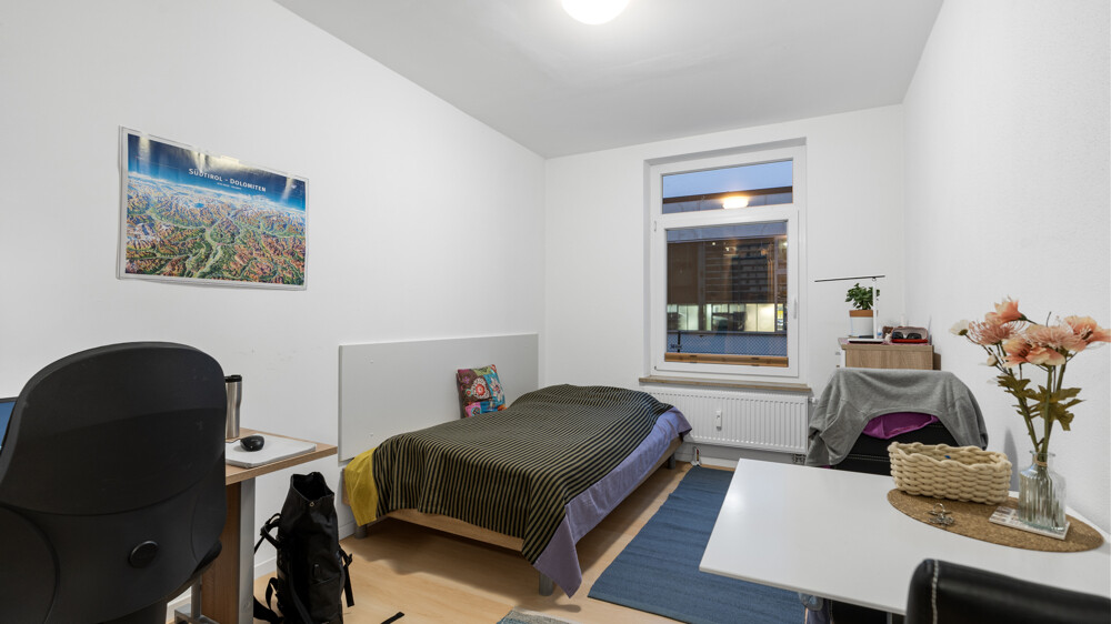 Apartment 5
